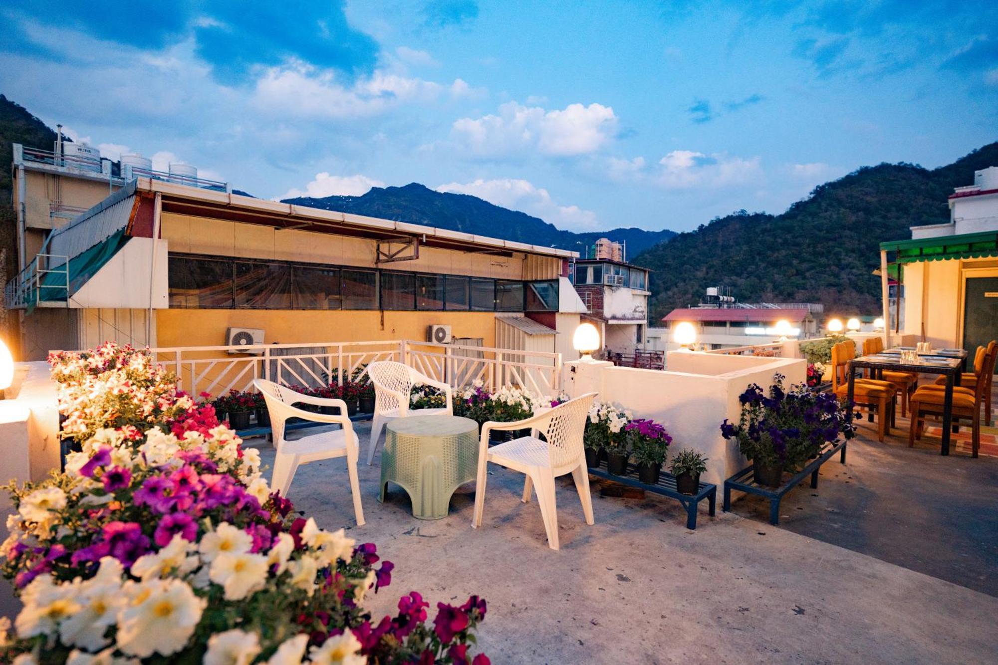 Hotel Chakrah By Hermitage Rishikesh Bagian luar foto